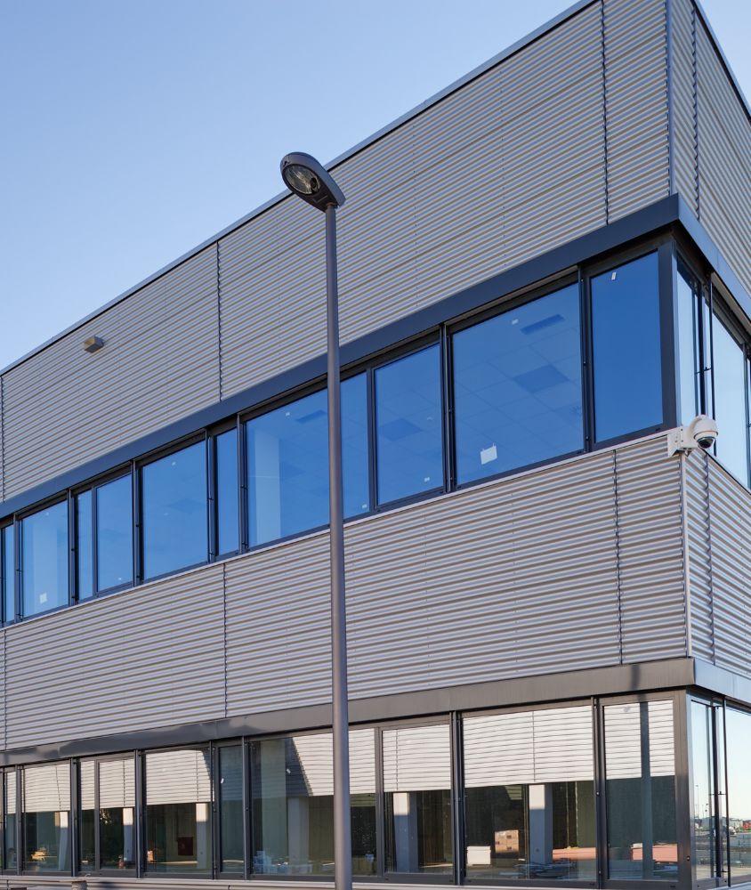 fachada de vidro em Santa Maria